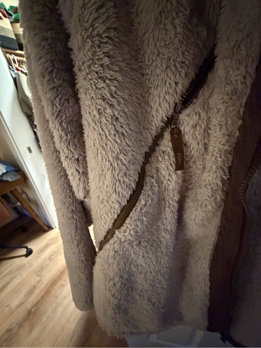 KUHL Cozy Hooded Faux-Sherpa Jacket - Cream - Picture 3 of 3